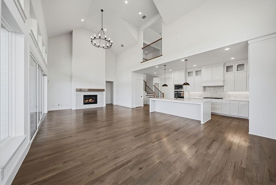 Spacious, unfurnished interior of a new home in Custer Ridge Estates, Allen (Image 31).