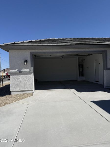 BR45 Lot 210 2Car Garage