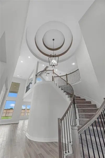 Representative image. Features, specifications, selections and colors may vary.