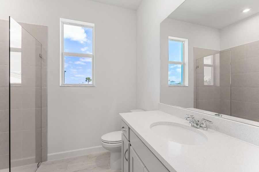 US_SEF_Clarion_Lot 390_Bath 2