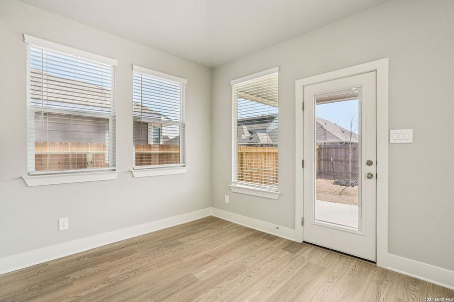 Spacious, unfurnished interior of a new home in Estancia Ranch - Classic Series, San Antonio (Image 40).