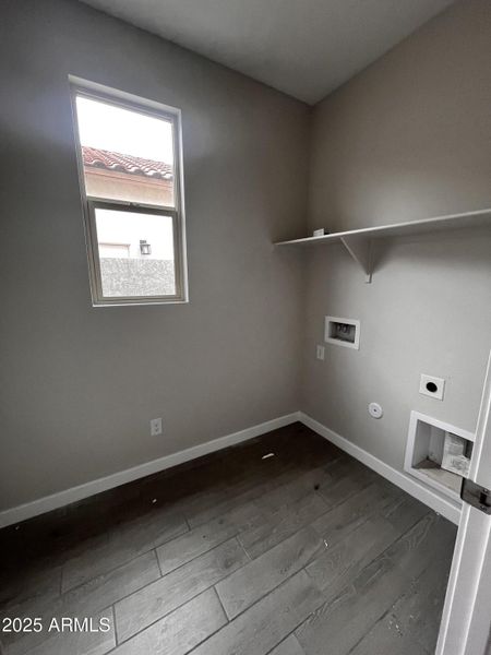 MV Lot 44 - Laundry Room