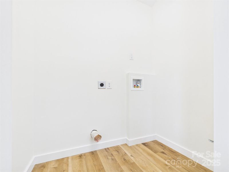 Spacious, unfurnished interior of a new home in , Granite Falls (Image 19). Spacious, unfurnished interior of a new home in , Granite Falls (Image 19).