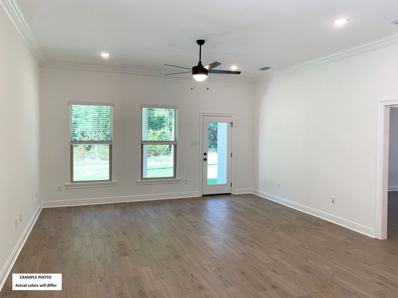 Spacious, unfurnished interior of a new home in Sentinel Ridge, Pace (Image 7).