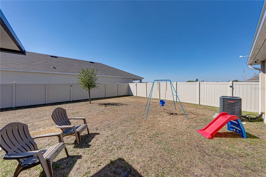 Exterior details and patio area of a home in Northwater at Two Rivers, Zephyrhills (Image 23).