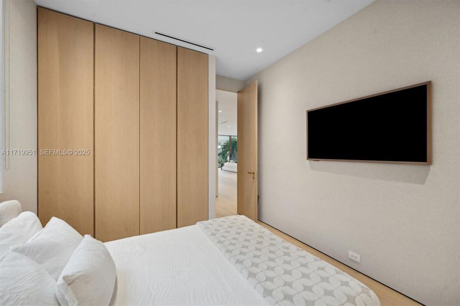 Furnished interior view inside a new home in , Miami Beach (Image 51).