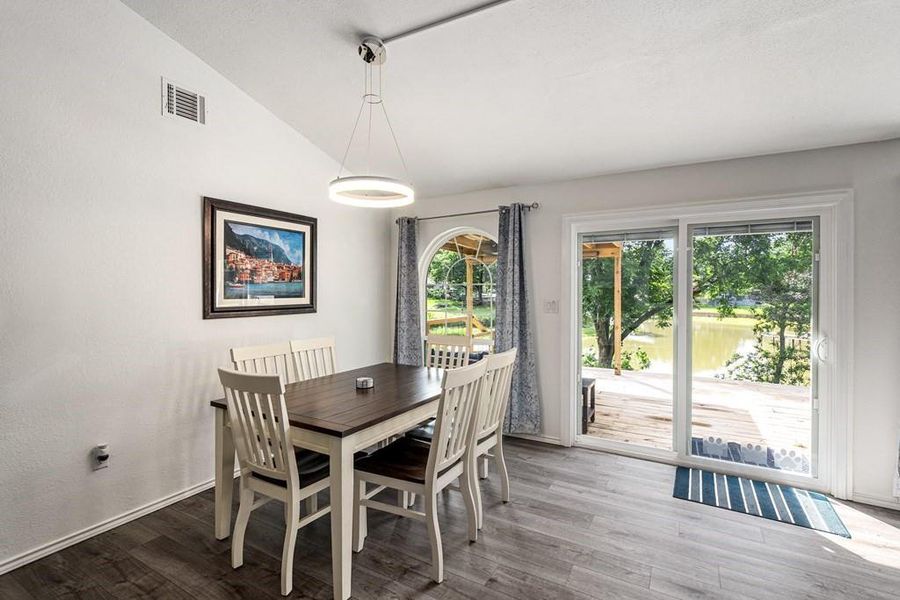 Furnished interior view inside a new home in , Gun Barrel City (Image 17).