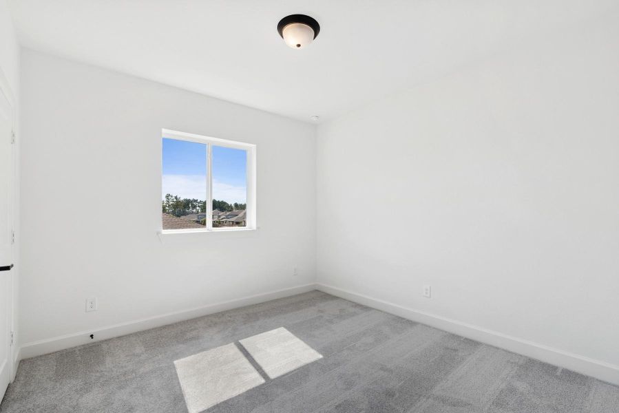 Spacious, unfurnished interior of a new home in ARTAVIA 45' Homesites, Conroe (Image 21).