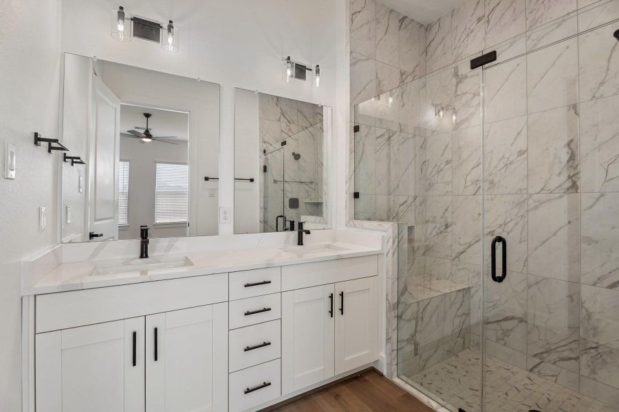 Furnished interior view inside a new home in Hallimore Ranch, Rosenberg (Image 4).