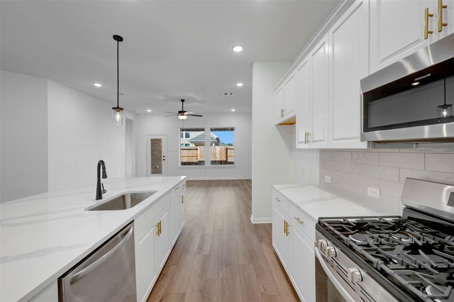 Furnished interior view inside a new home in Escondido 45’ Homesites, Magnolia (Image 5).