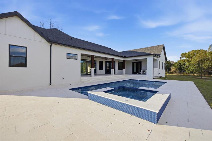 Exterior details and patio area of a home in , Plant City (Image 44).
