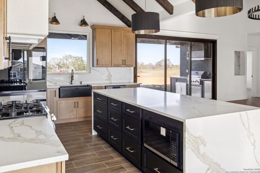Furnished interior view inside a new home in , Floresville (Image 16).