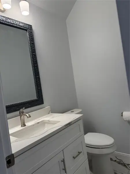 Guest Bathroom Guest Bathroom