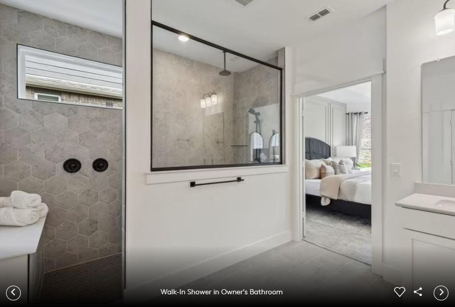 Interior photos- Photo of Pulte model home with same floor plan, not of actual home listed.