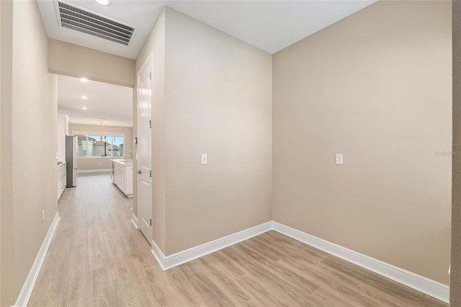 Spacious, unfurnished interior of a new home in , Ocala (Image 40).