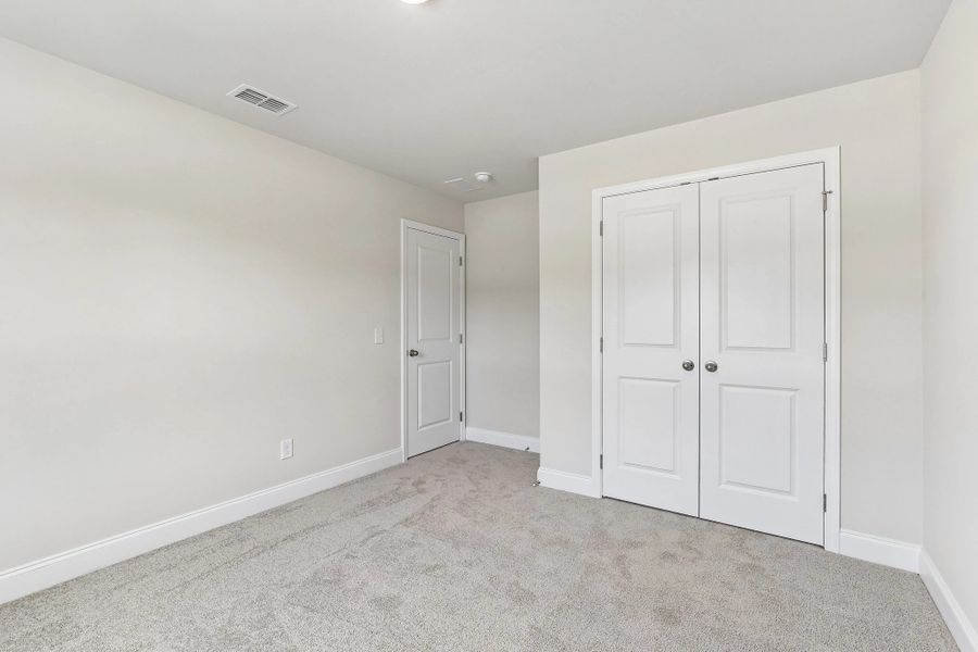 Spacious, unfurnished interior of a new home in Cades Bluff, Lebanon (Image 26). Spacious, unfurnished interior of a new home in Cades Bluff, Lebanon (Image 26).