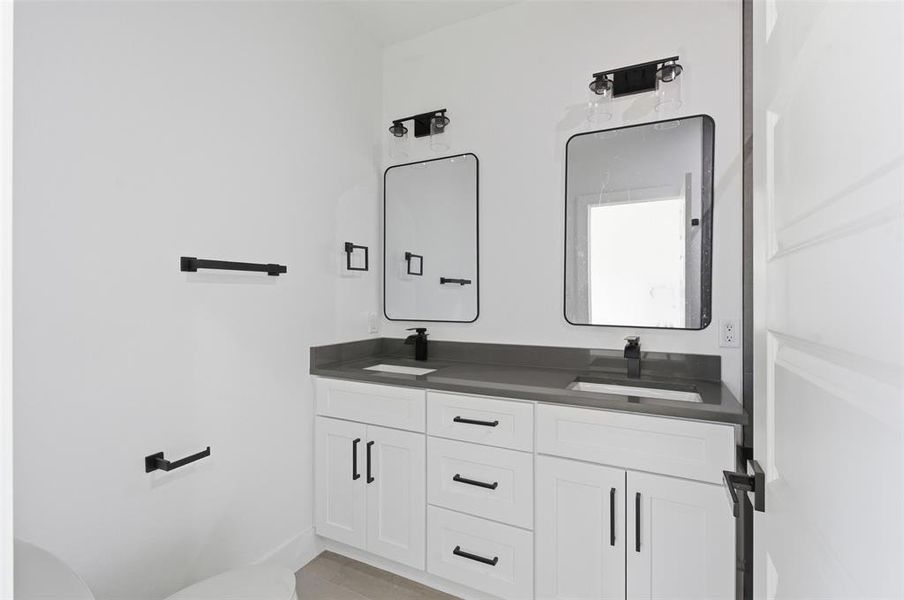 Furnished interior view inside a new home in , Grand Prairie (Image 7).