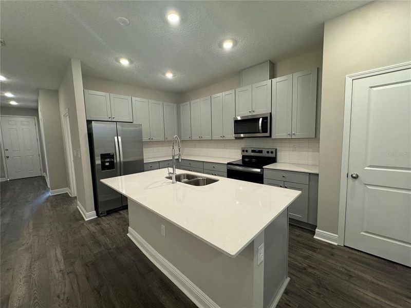 Furnished interior view inside a new home in , Winter Garden (Image 8).