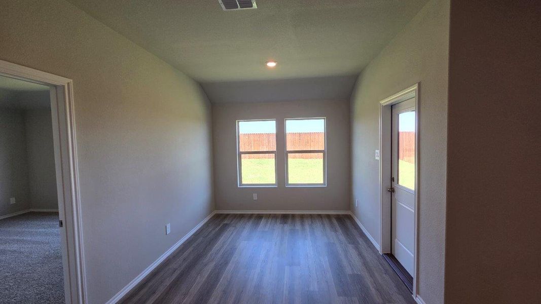 Spacious, unfurnished interior of a new home in Rosewood at Beltmill, Fort Worth (Image 7).