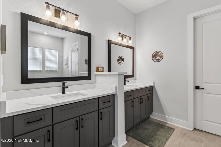 Furnished interior view inside a new home in , Hilliard (Image 47).
