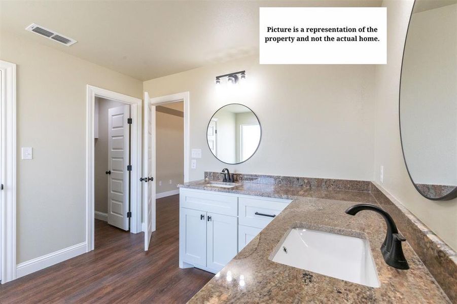 Furnished interior view inside a new home in , Abilene (Image 3).