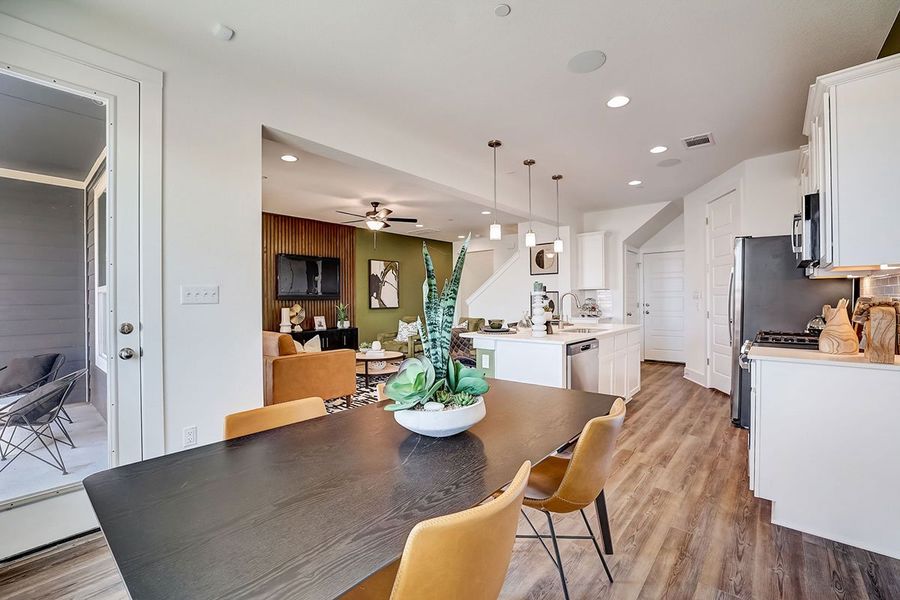 Representative furnished interior of a home built from the Comal by Pacesetter Homes in Avery Centre, Round Rock (Image 20).
