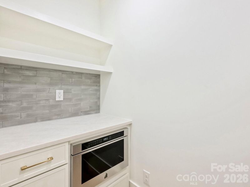 Image 43 of a home in .