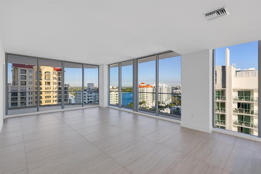 Large Open Living Space Large Open Living Space
