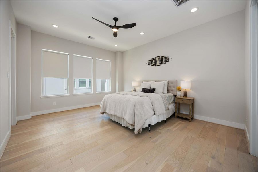 Furnished interior view inside a new home in , Houston (Image 16). Furnished interior view inside a new home in , Houston (Image 16).