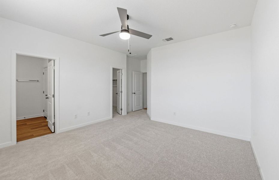 Spacious, unfurnished interior of a new home in La Cima, San Marcos (Image 44).