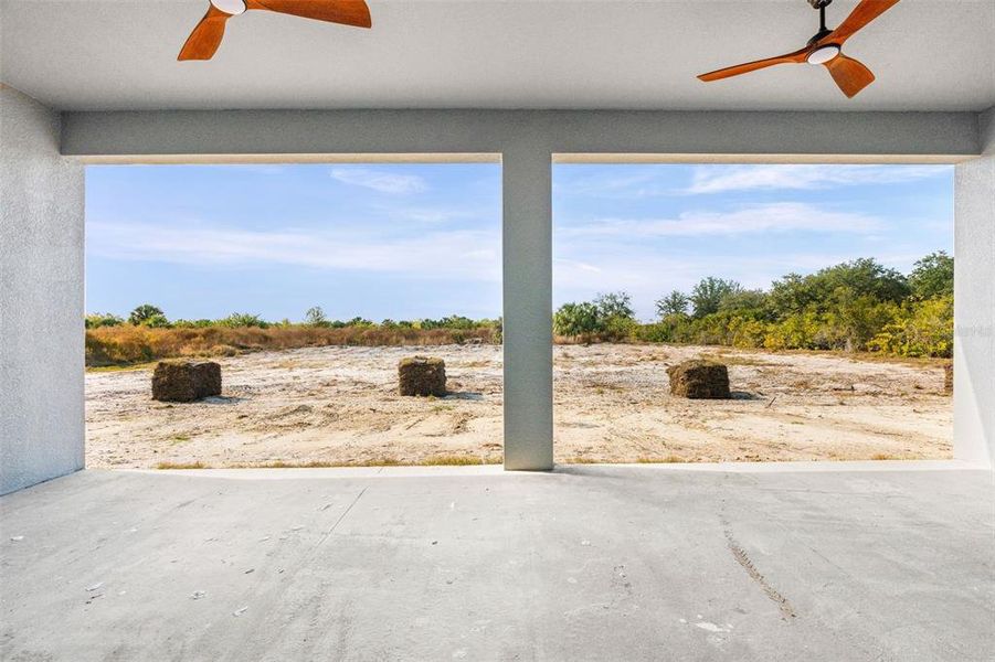 Exterior details and patio area of a home in , Punta Gorda (Image 3).