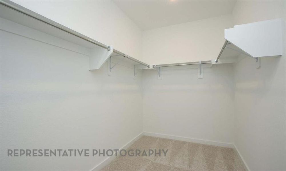 Spacious, unfurnished interior of a new home in Star Trail, Prosper (Image 26).