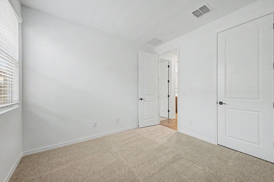 Spacious, unfurnished interior of a new home in Pinnacle at San Tan Heights, San Tan Valley (Image 14). Spacious, unfurnished interior of a new home in Pinnacle at San Tan Heights, San Tan Valley (Image 14).