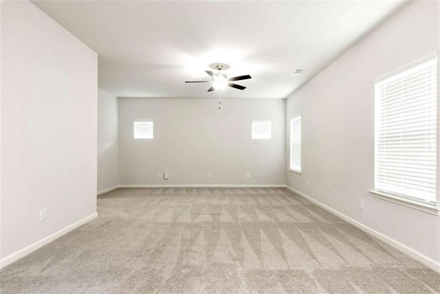 Spacious, unfurnished interior of a new home in , Commerce (Image 31).