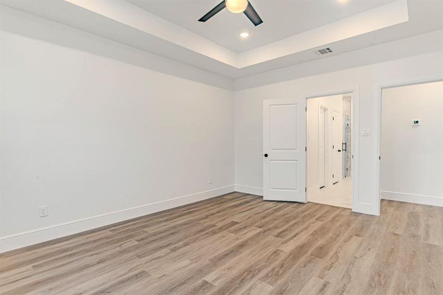 Spacious, unfurnished interior of a new home in , Granbury (Image 10). Spacious, unfurnished interior of a new home in , Granbury (Image 10).