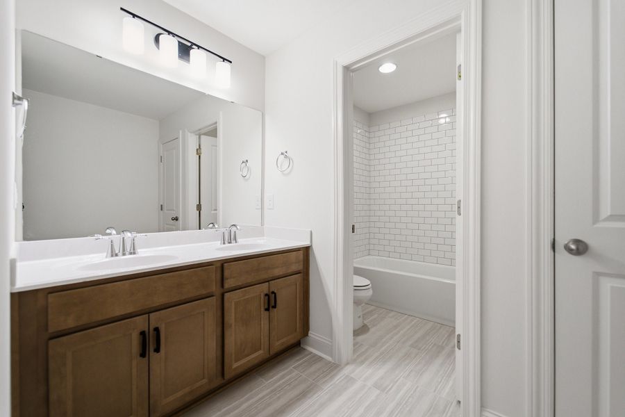 Furnished interior view inside a new home in Dorris Farm, White House (Image 14).