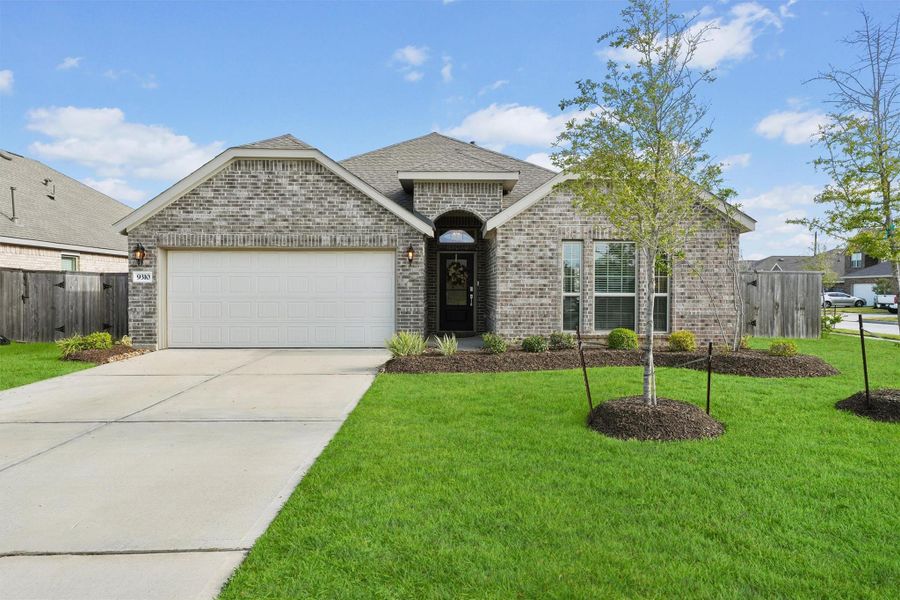 Image 24 of a home in Sterling Point at Baytown Crossings: Wildflower II Collection.
