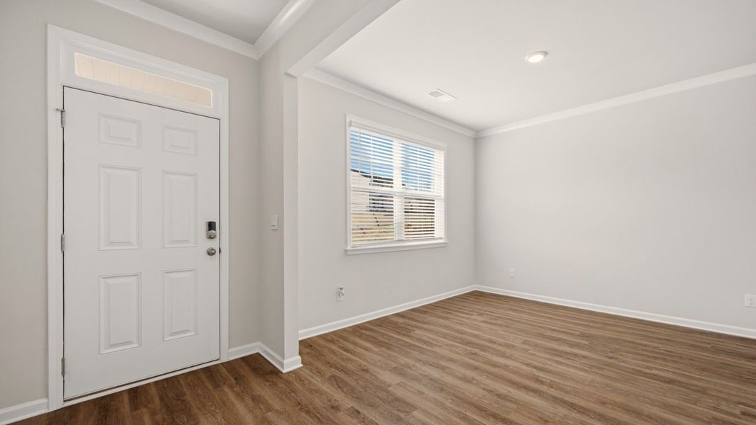 Spacious, unfurnished interior of a new home in Poplar Preserve, Newnan (Image 14).