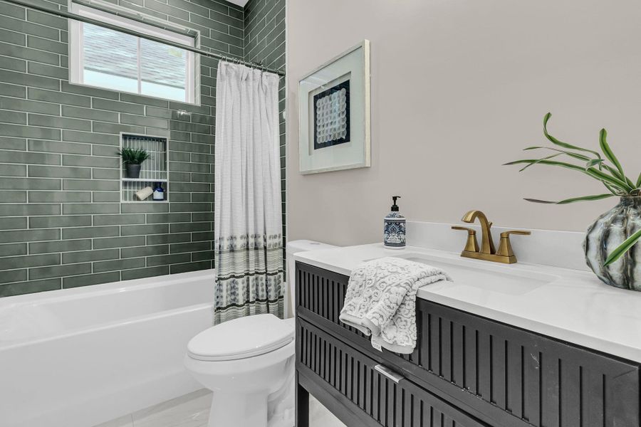 Furnished interior view inside a new home in , Charleston (Image 29).