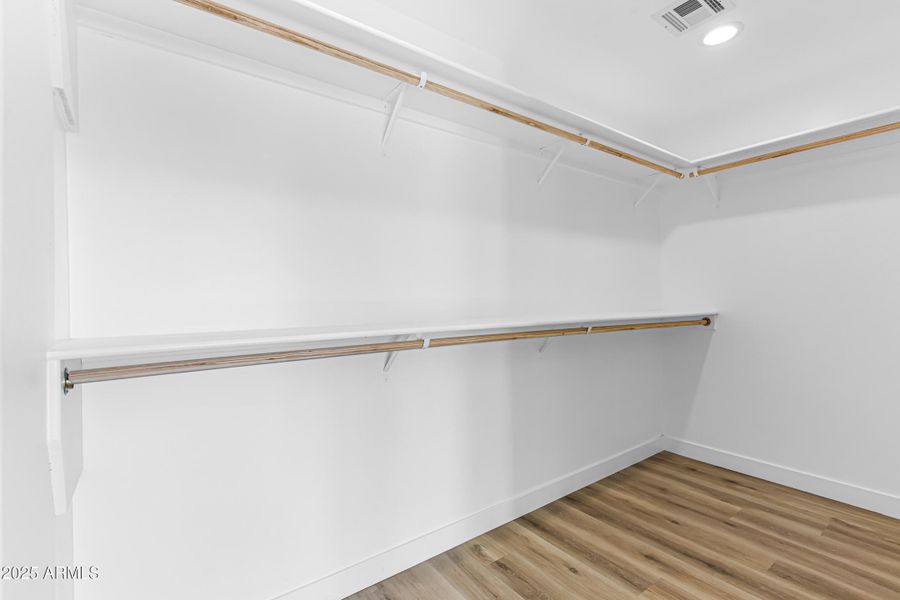 Walk in Closet Walk in Closet