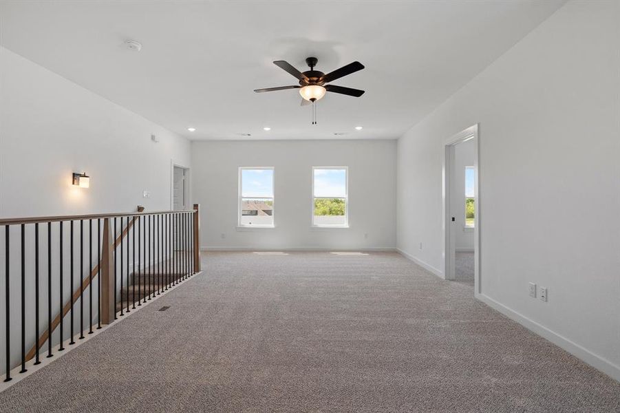 Spacious, unfurnished interior of a new home in Solterra, Mesquite (Image 29). Spacious, unfurnished interior of a new home in Solterra, Mesquite (Image 29).