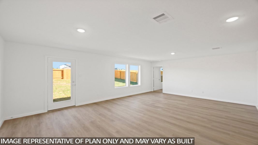 Spacious, unfurnished interior of a new home in Mill Creek, Magnolia (Image 13).