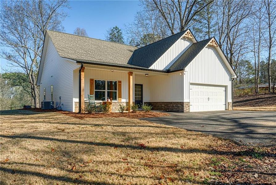 Image 28 of a home in . Image 28 of a home in .