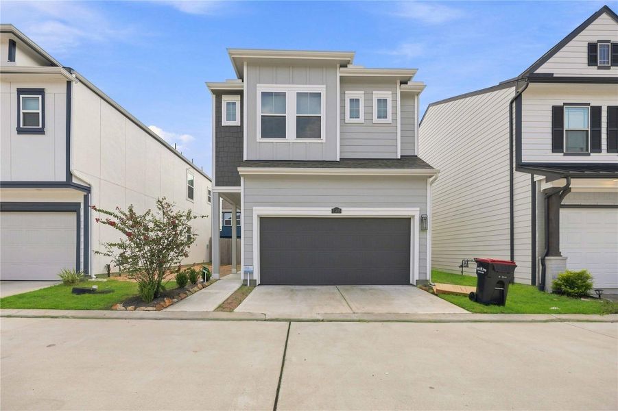 Front exterior of a new home in , Houston, TX, highlighting curb appeal (Image 2). Front exterior of a new home in , Houston, TX, highlighting curb appeal (Image 2).