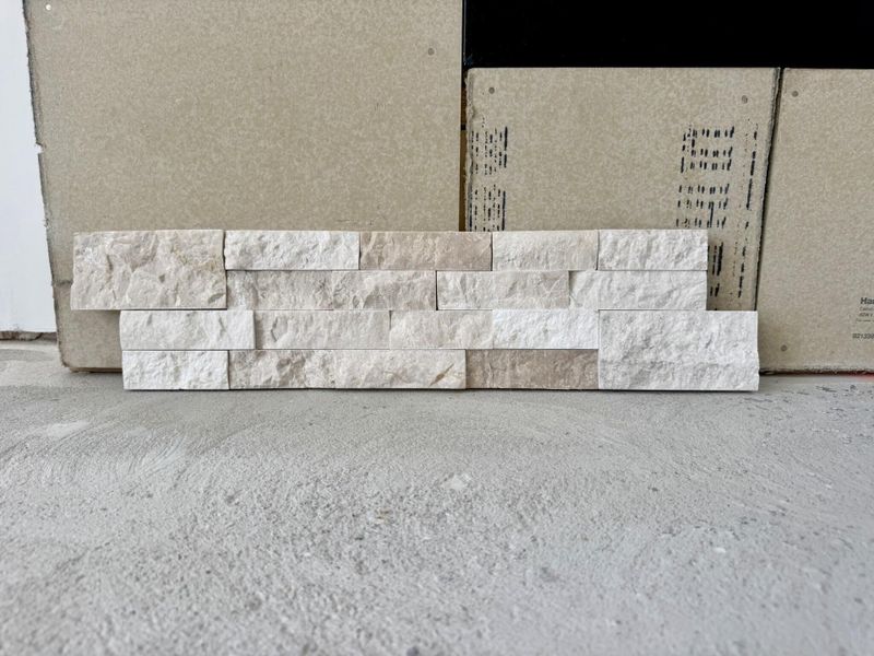 Sample of building materials used in homes in , Georgetown (Image 7).