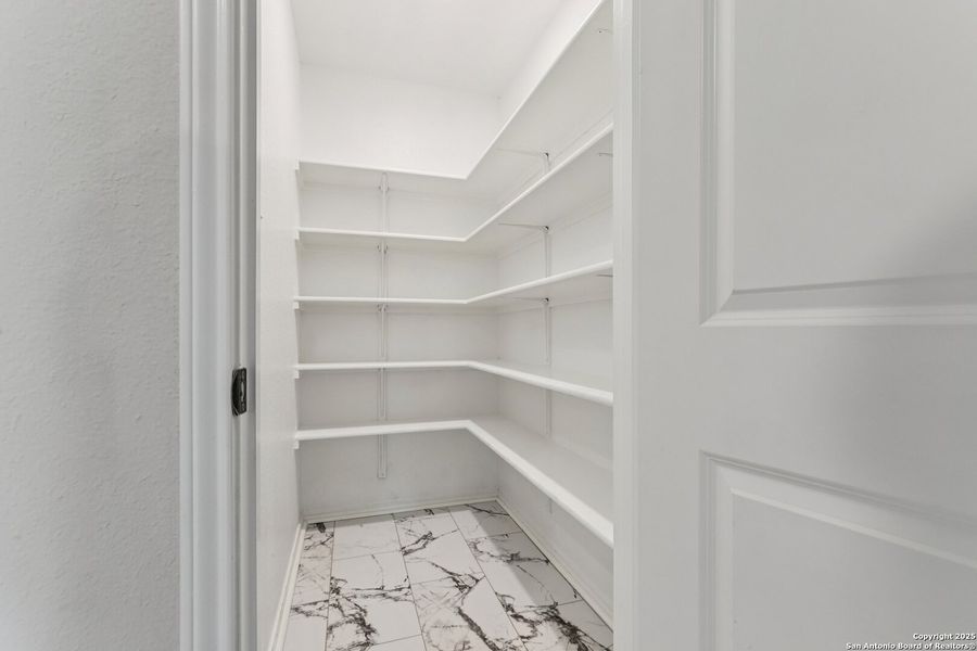 Spacious, unfurnished interior of a new home in Solana Ridge, San Antonio (Image 19). Spacious, unfurnished interior of a new home in Solana Ridge, San Antonio (Image 19).