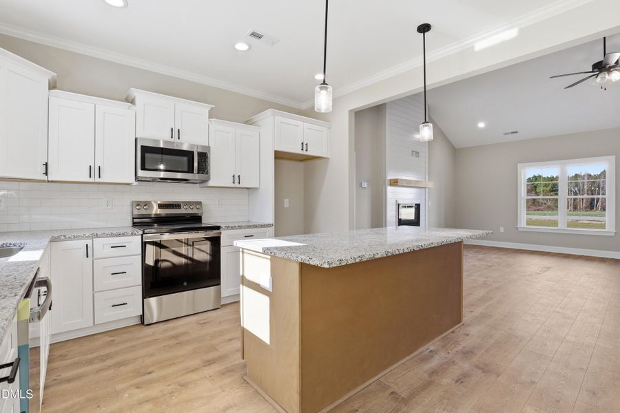 15-363 Paul Hare Rd-15