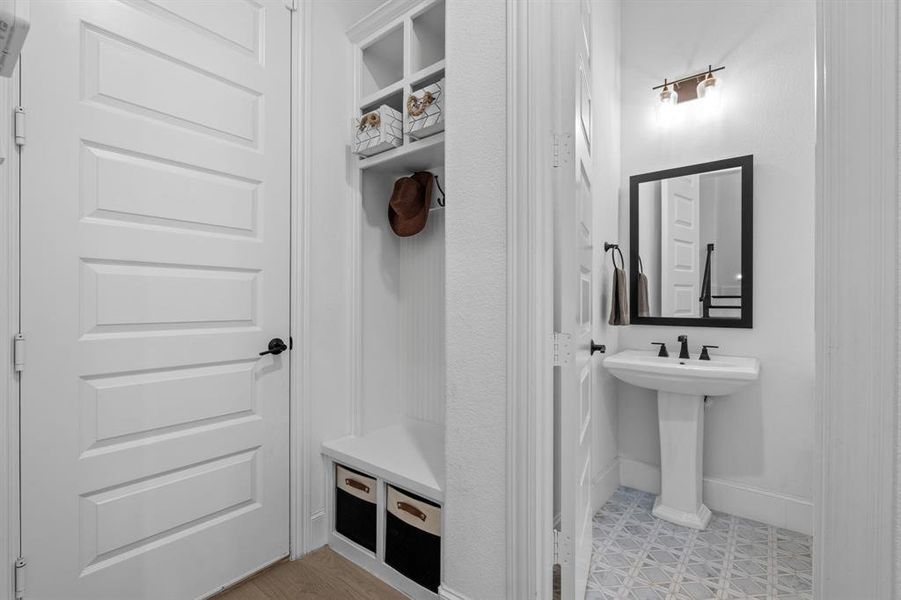 Furnished interior view inside a new home in Star Trail, Prosper (Image 32).