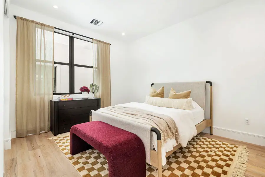 Furnished interior view inside a new home in , West Palm Beach (Image 15).