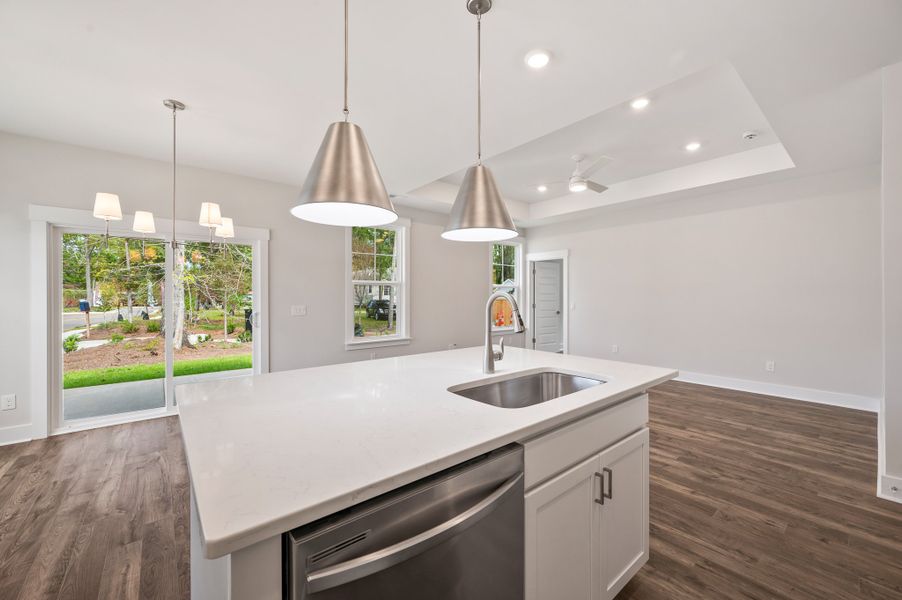 Representative furnished interior of a home built from the Arlington by Hunter Quinn Homes in Horry County Homes, Myrtle Beach (Image 11).